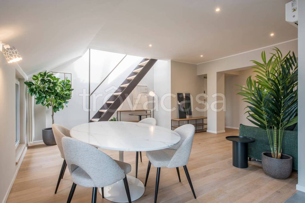 appartamento in affitto a Milano in zona Vigentino