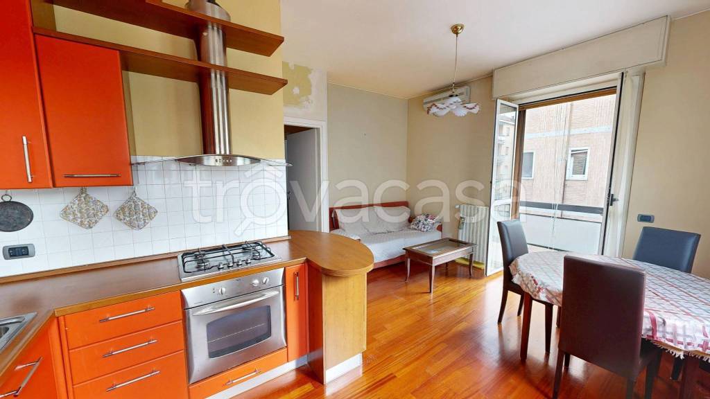 appartamento in affitto a Milano in zona Rembrandt