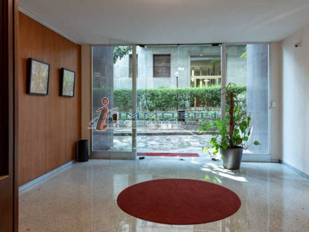 ufficio in affitto a Milano in zona Maggiolina
