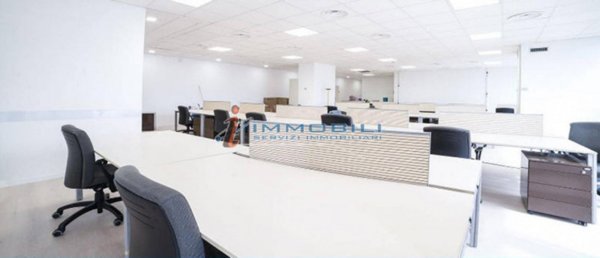 ufficio in affitto a Milano in zona Barona