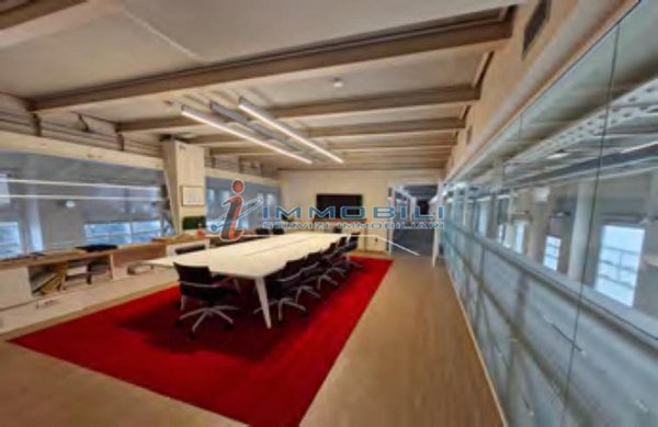 ufficio in affitto a Milano