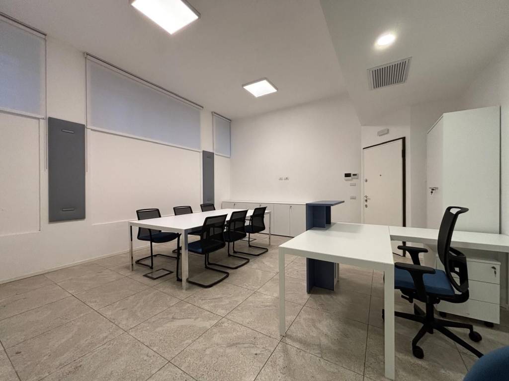 ufficio in affitto a Milano in zona Isola
