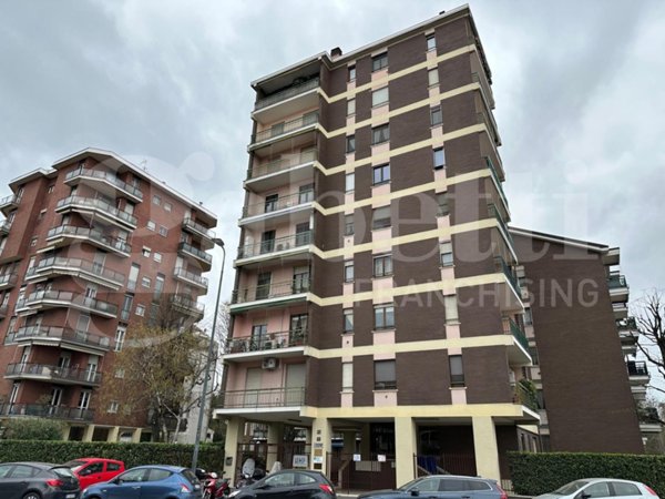 appartamento in affitto a Milano in zona Restocco Maroni