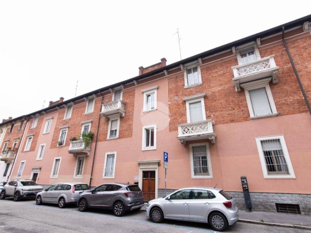 appartamento in affitto a Milano in zona Forze Armate