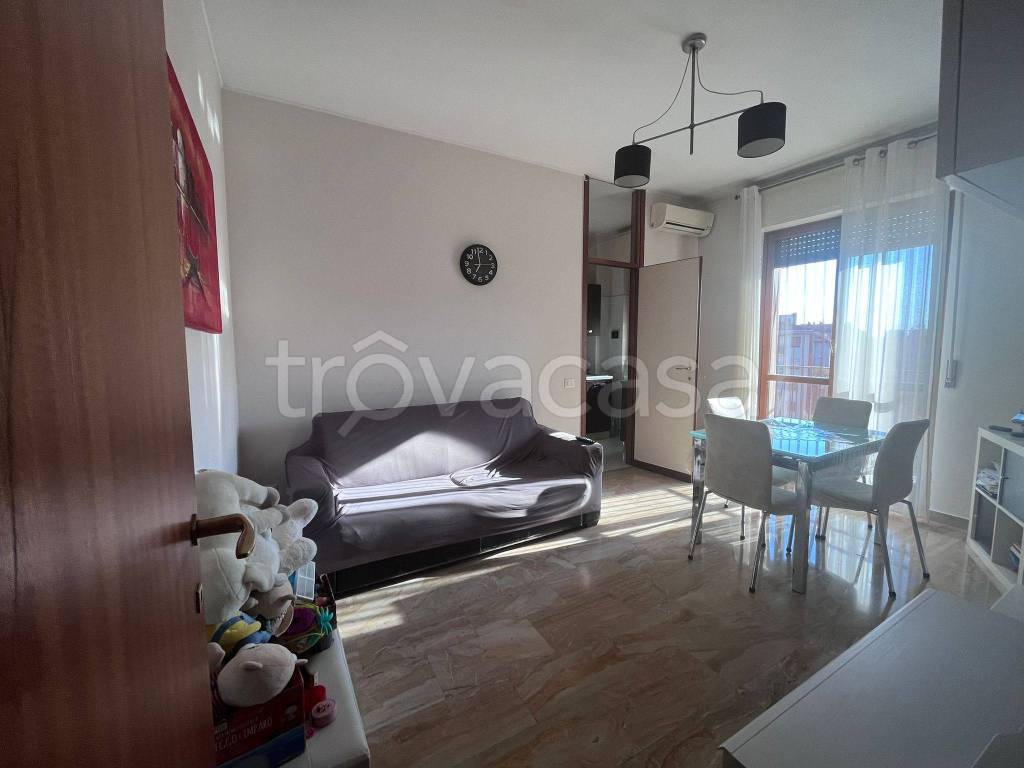 appartamento in affitto a Milano in zona Corvetto