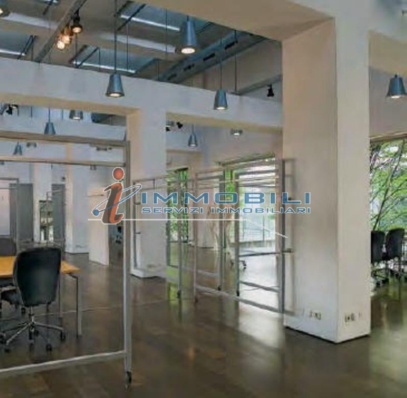 ufficio in affitto a Milano in zona Centro Direzionale