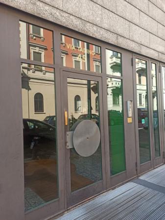 negozio in affitto a Milano