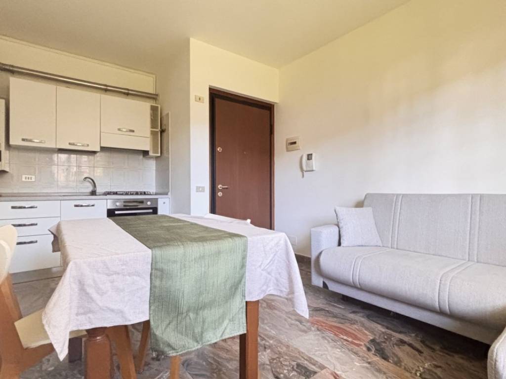 appartamento in affitto a Milano in zona Famagosta