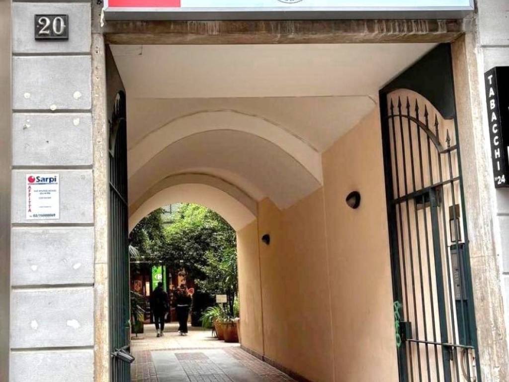 negozio in affitto a Milano in zona Solari