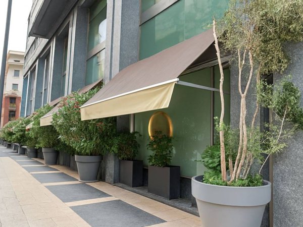 negozio in affitto a Milano in zona Centro Direzionale