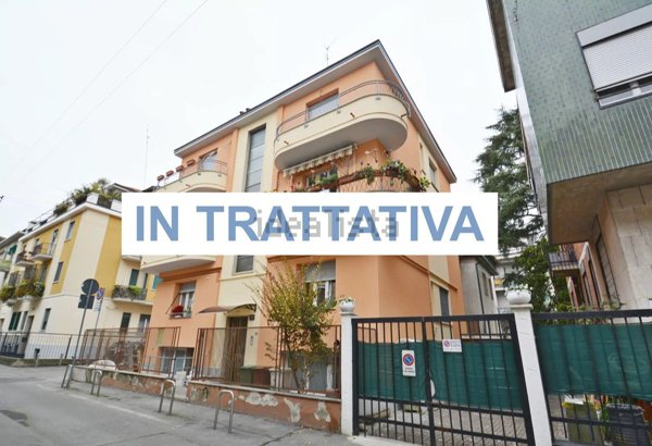 appartamento in affitto a Milano in zona Rembrandt