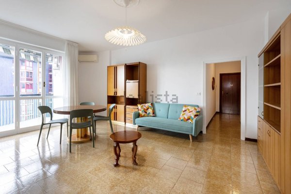 appartamento in affitto a Milano in zona Baggio