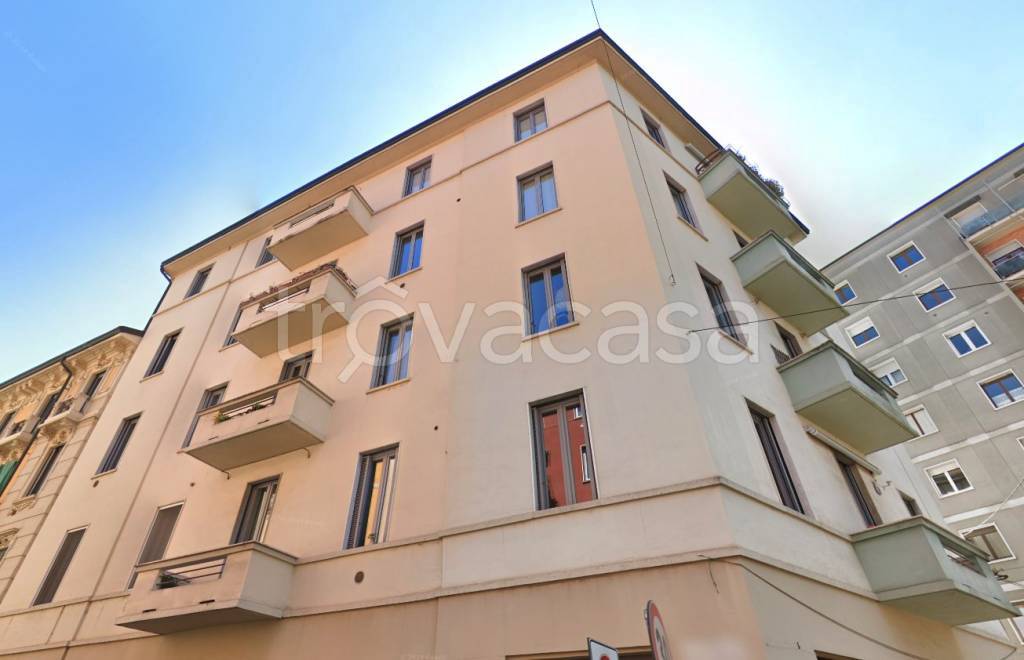 appartamento in affitto a Milano in zona Isola