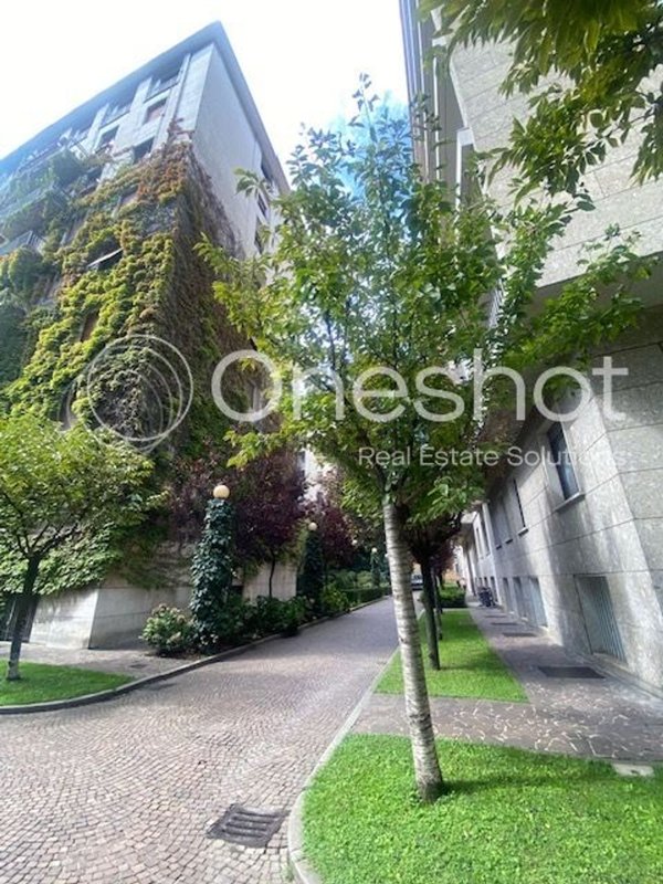 appartamento in affitto a Milano in zona Guastalla