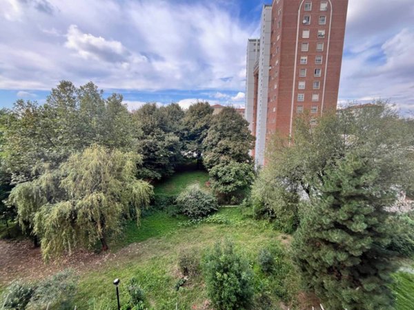 appartamento in affitto a Milano in zona Famagosta