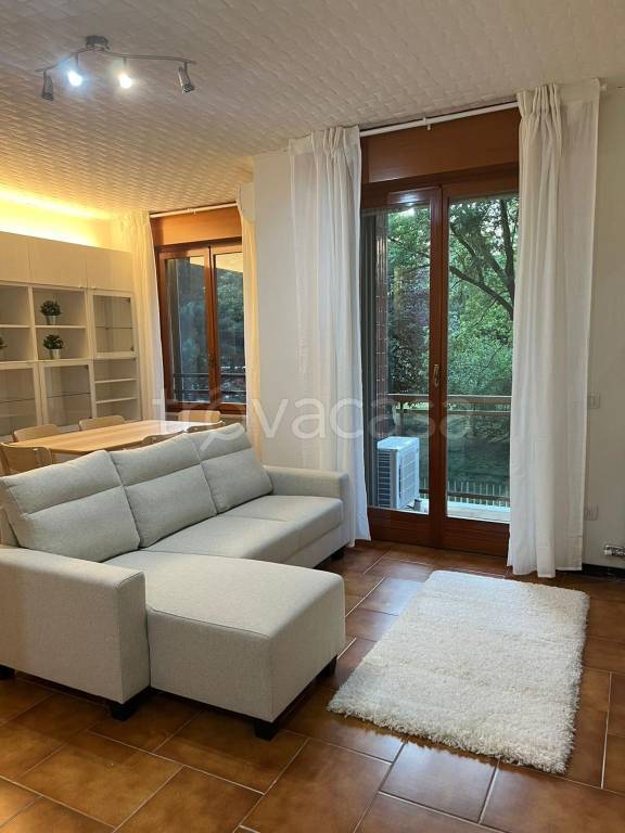 appartamento in affitto a Milano in zona Vigentino