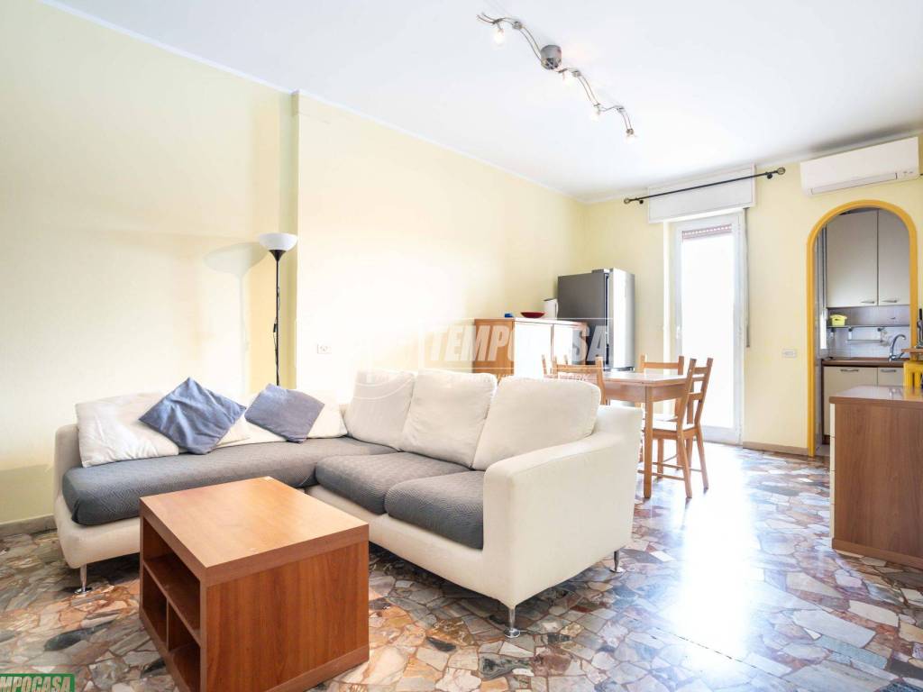 appartamento in vendita a Milano in zona Gorla