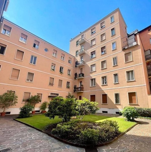 appartamento in affitto a Milano in zona Guastalla