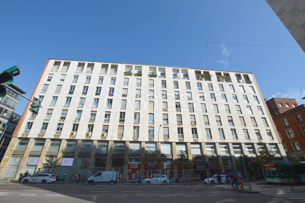 ufficio in affitto a Milano in zona Guastalla