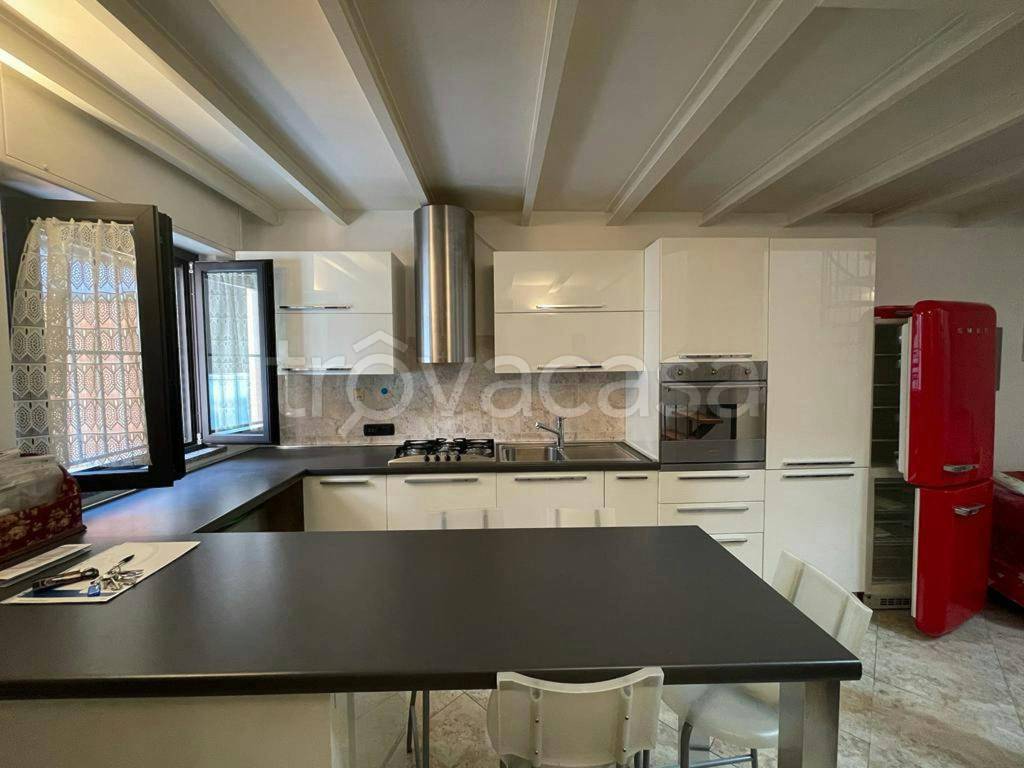 appartamento in affitto a Milano in zona Isola