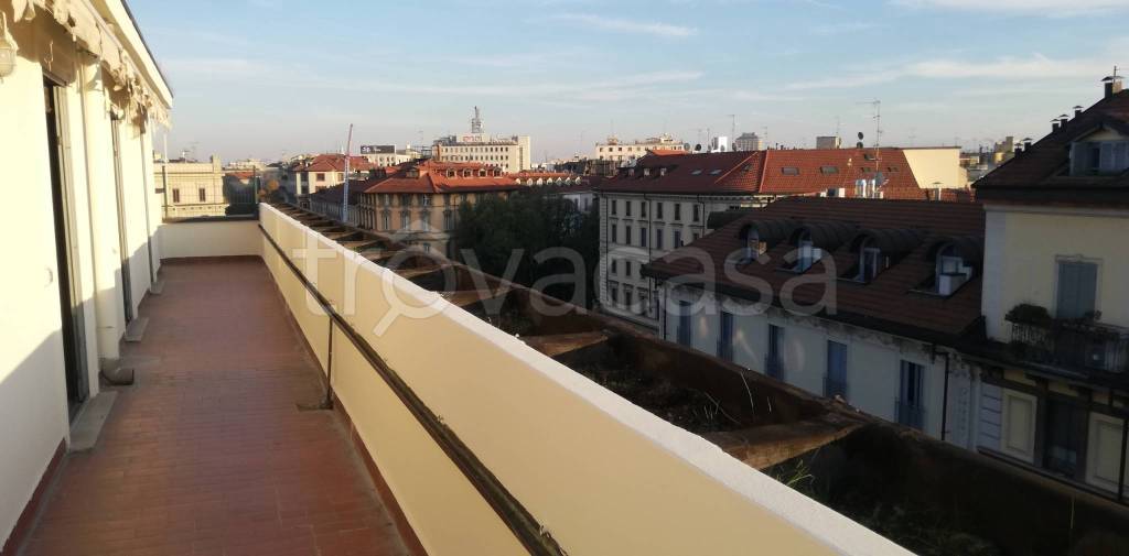 appartamento in affitto a Milano in zona Cadorna