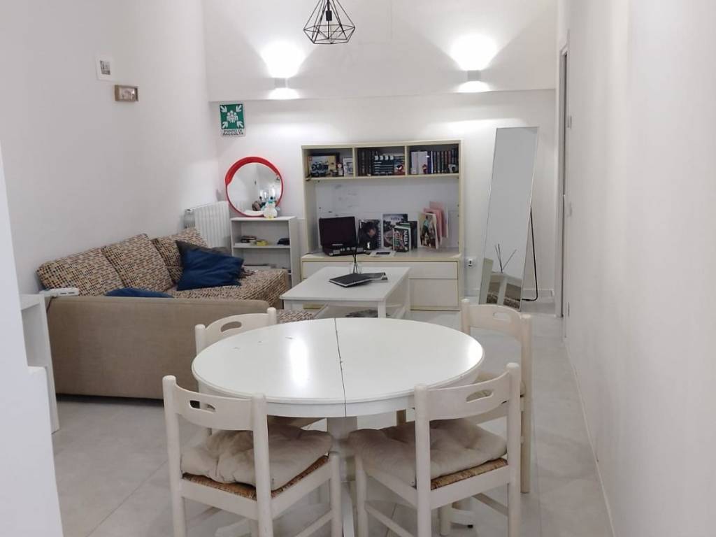 appartamento in affitto a Milano in zona Famagosta