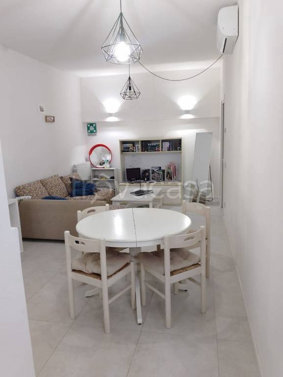 appartamento in affitto a Milano in zona Famagosta