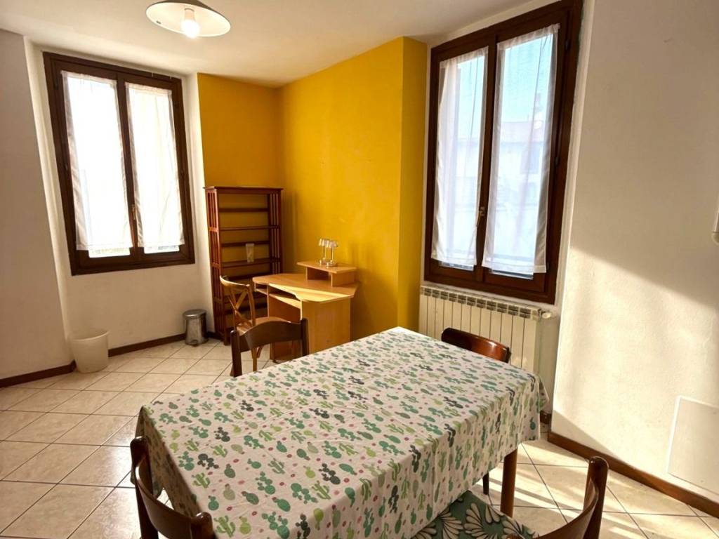 appartamento in affitto a Milano in zona Adriano