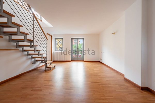 appartamento in affitto a Milano in zona Porta Nuova