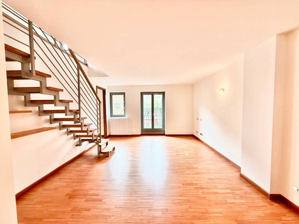 appartamento in affitto a Milano in zona Porta Nuova