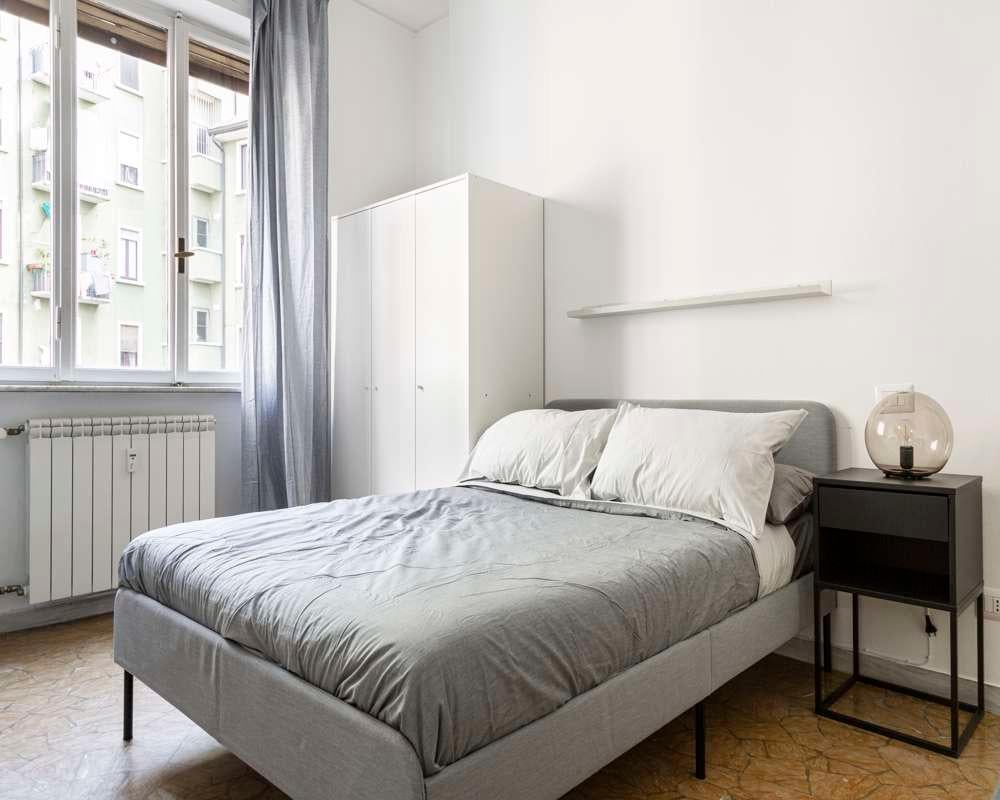 negozio in affitto a Milano in zona Conchetta