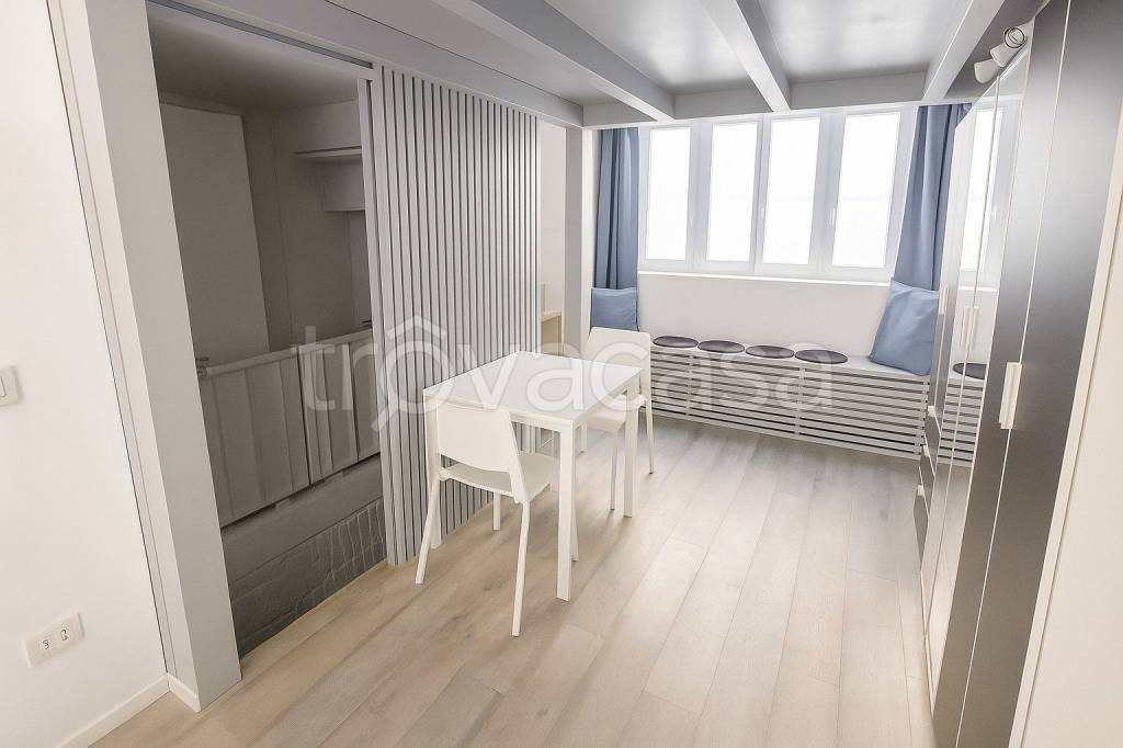 appartamento in affitto a Milano in zona Bocconi