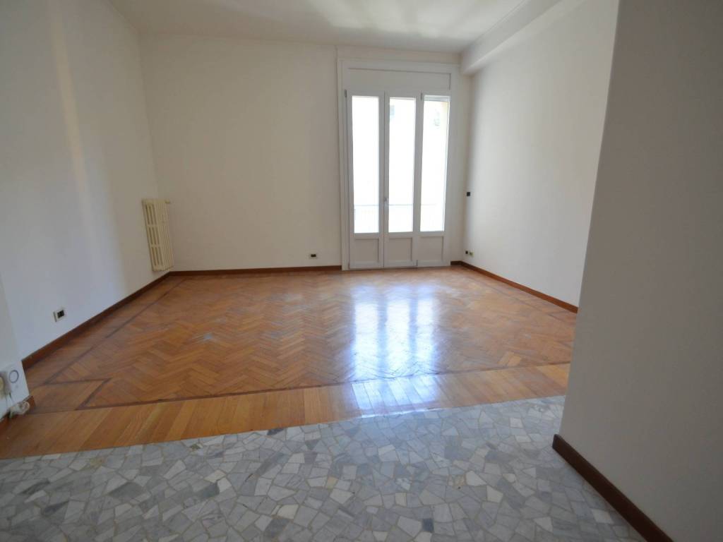 appartamento in affitto a Milano in zona Centro Direzionale