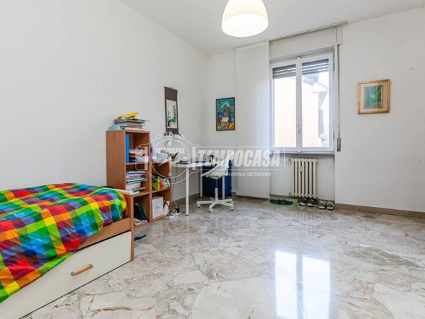 negozio in affitto a Milano in zona Dergano