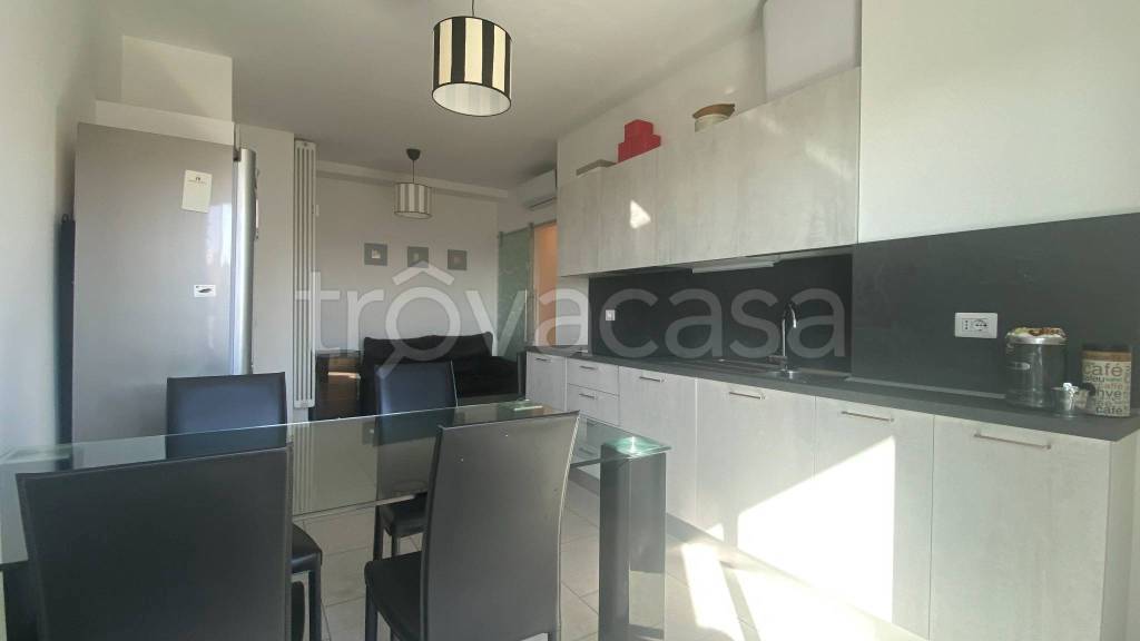 appartamento in affitto a Milano in zona Lambrate