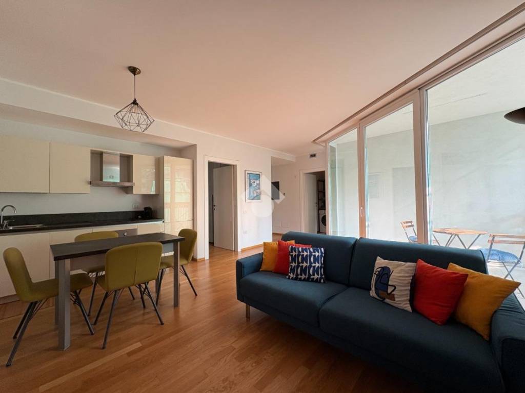 appartamento in affitto a Milano in zona Lorenteggio