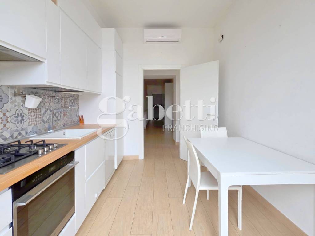 appartamento in affitto a Milano in zona Porta Nuova