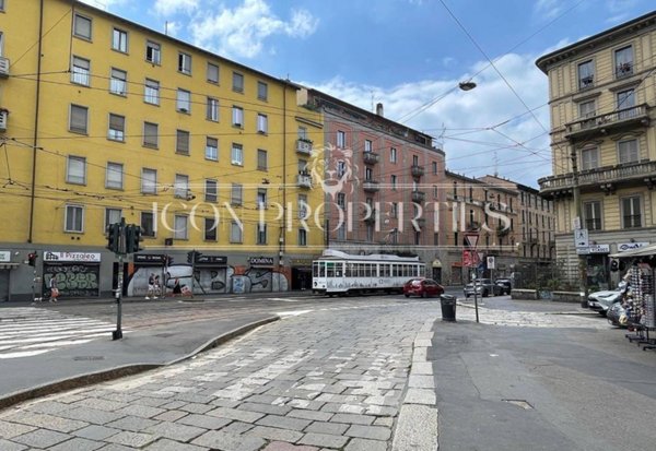 negozio in affitto a Milano in zona Porta Genova