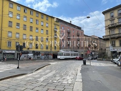 negozio in affitto a Milano in zona Porta Genova