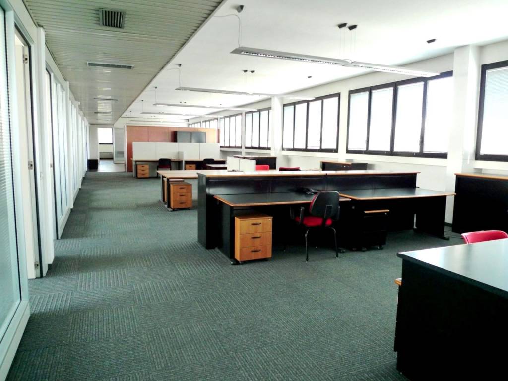 ufficio in affitto a Milano in zona Vigentino