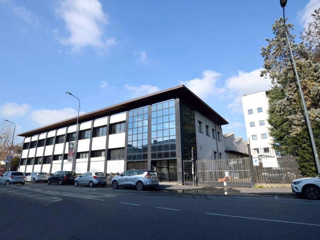 ufficio in affitto a Milano in zona Vigentino