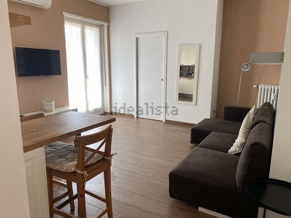 appartamento in affitto a Milano in zona Lorenteggio