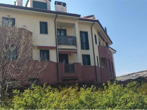 appartamento in affitto a Milano in zona Baggio