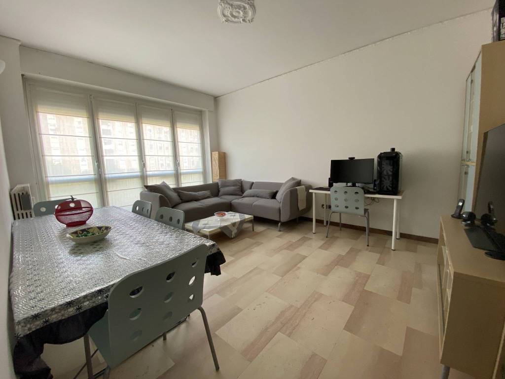 appartamento in affitto a Milano in zona Famagosta