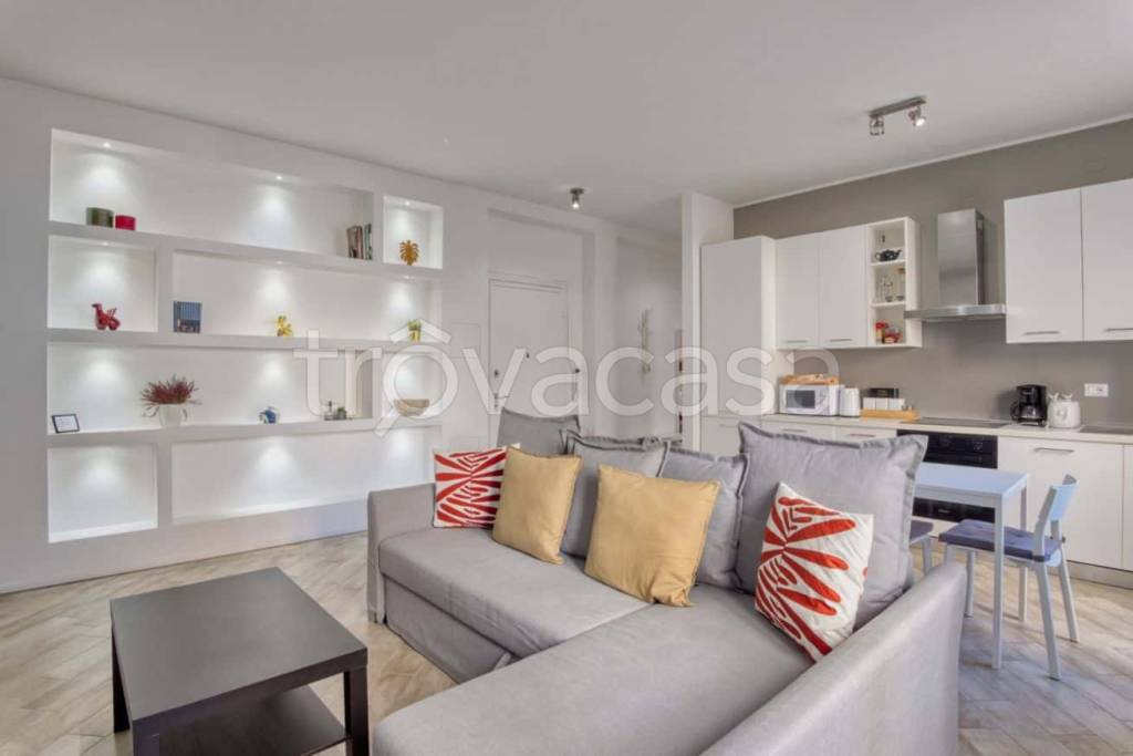 appartamento in affitto a Milano in zona Centro Direzionale