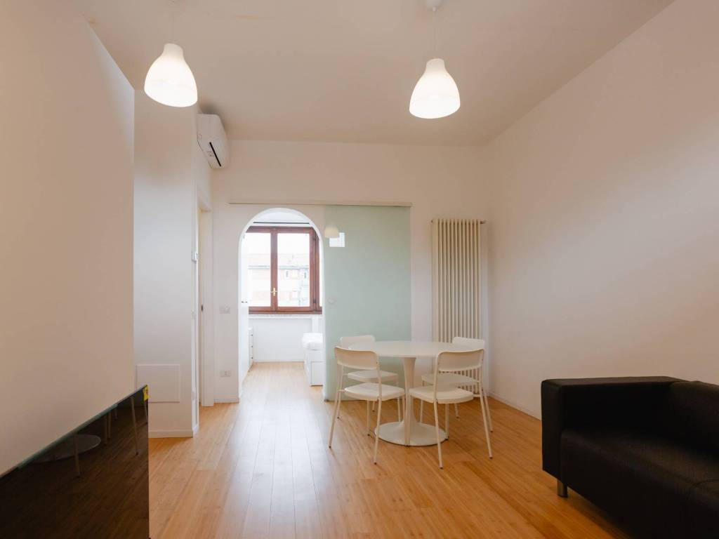 appartamento in affitto a Milano in zona Adriano
