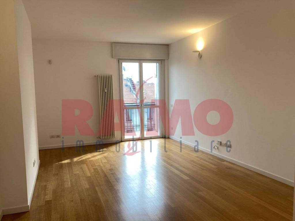 appartamento in affitto a Milano in zona Centro Direzionale