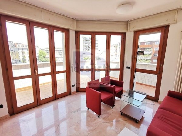 appartamento in affitto a Milano in zona Solari