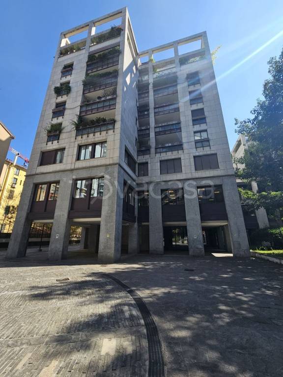 appartamento in affitto a Milano in zona Porta Nuova