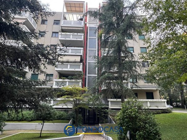 appartamento in affitto a Milano in zona Adriano